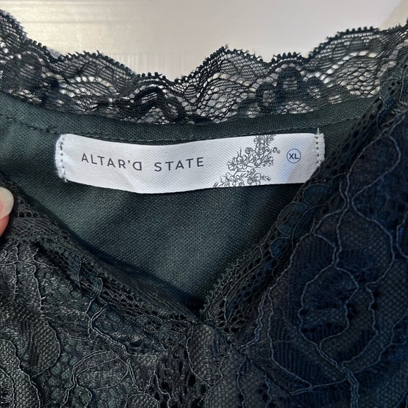 Altar’d State Clydie floral maxi dress with hunter green lace, size XL - Picture 4 of 10